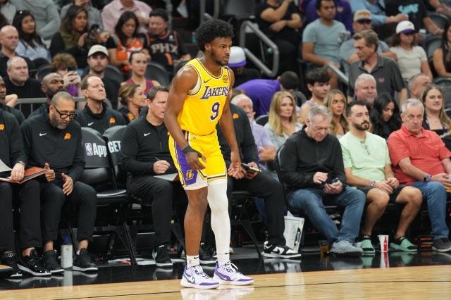 xingkong.com-布朗尼砍下17分4板3断 湖人太子打出生涯最强战