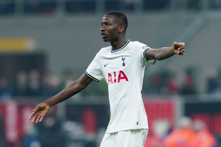 xingkong.com-英媒报道：热刺球员萨尔捐出九月国家队津贴 资助塞内加尔军队孤儿