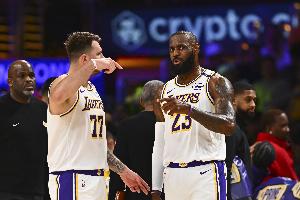 已掉至西部第五&三连败!ESPN预测明天湖人胜率仅39.1%