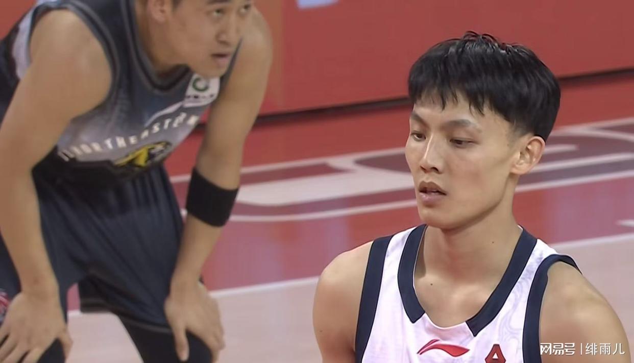 xingkong.com-朱芳雨赌对了！CBA“暴力双锋线”驰援杜锋，广东队总决赛稳了！